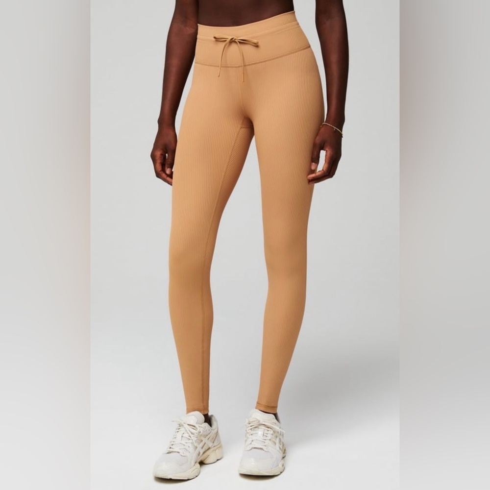 Fabletics Oasis Ribbed High-Waisted Legging Quicksand Size XS
